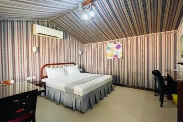 هتل Turtle Beach Resort