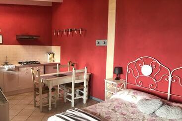 בית מלון כפרי Villa Schindler