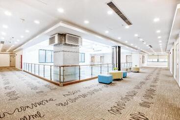 Hotelli Hanting Shanghai Zhangjiang