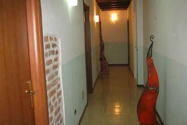 Hotel Hostello Don Carlos