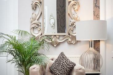 Hotelli Kellerstain Stables