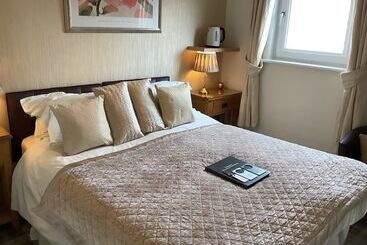 Hotelli Silverstrands Guest House