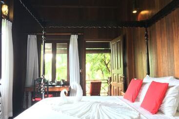 هتل Resort La Villa Loti