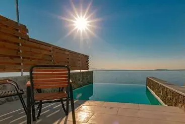 Pensjonat Room In Guest Room Room With Private Pool