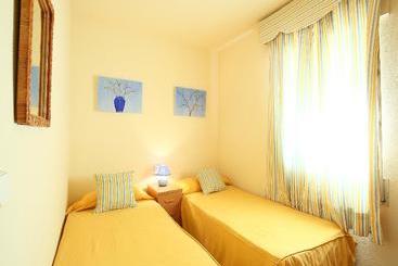 Hotel Apartment Urb Pinar Almadraba