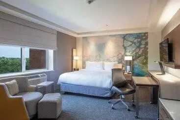 Hotelli Courtyard By Marriott New York Queens/fresh Meadows