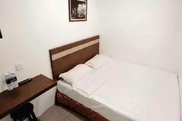 هتل Place2stay @ Rh Plaza