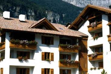 Отель Residence Stefenine