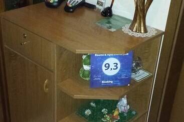 Hotel Rooms & Apartments Jana