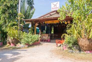 فندق Saithai Garden Home Villa