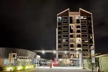 アパートホテル Imperio Homestay Alor Star