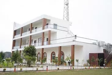 Hotel Royal Delight Resort
