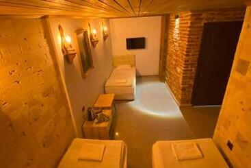 Aparthotel Konak Esila