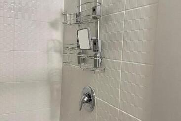 Panzió Private Room In A Brand New House Ajax Greater Toronto, 30 Min To Pearson Airport