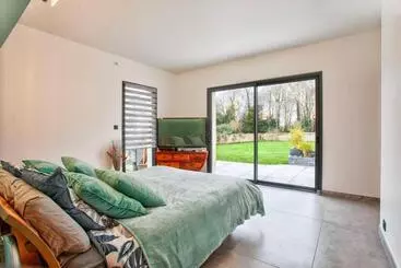 Pensione Villa Howard — Jacuzzi, Tranquility & Parking