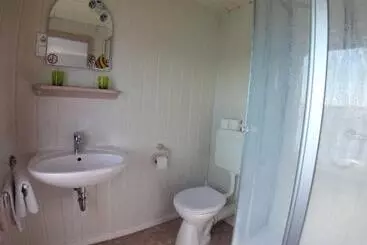 هاستل Pension Restaurant Zur Brücke