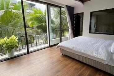 Bed and Breakfast Happy Hill Flamingo