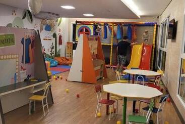 Отель 1 Suite No Aguas De São Pedro Thermas Resort