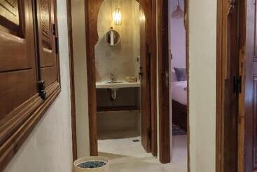 膳宿费 Private Room In Apartment Tov