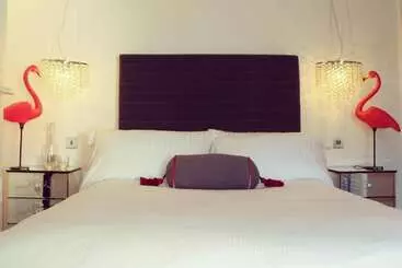 Bed and Breakfast Upton House