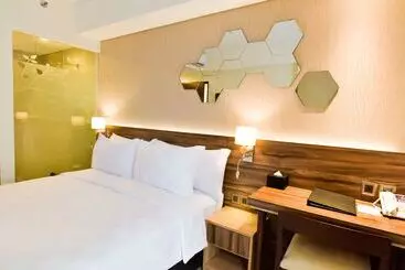 Hôtel Golden Tulip Essential Tangerang