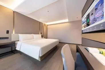 Atour Hotel Zhongshan Nantou Haiya Colorful City