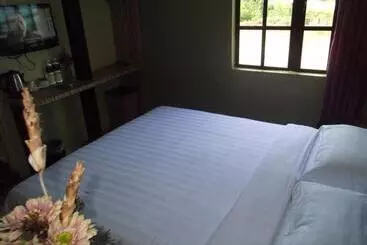 モーテル Srimpian Rompin