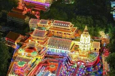 호스텔 Room3#ig Theme Bargainous#shared Bathroom#2pax#2min Kek Lok Si