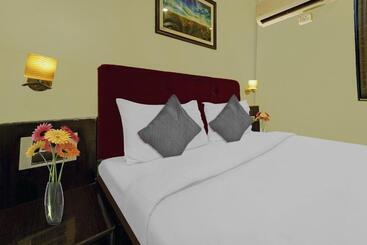 Collection O Silverleef Hotels And Resorts