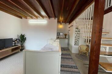 汽车旅馆  Suasana Stay & Homestay Near Umt Unisza Ipg Mrsm Kuala Nerus, Terengganu