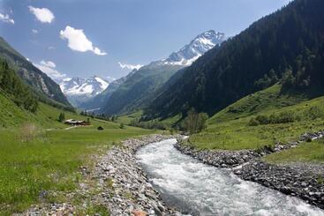 مبيت وإفطار Senninger Alm