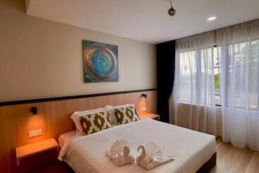 Savana Hotel & Serviced Apartments