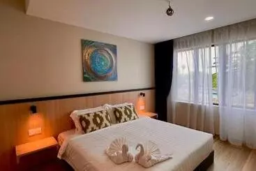 Savana Hotel & Serviced Apartments