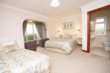 مبيت وإفطار Arches Country House