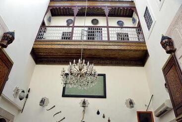 住宿加早餐  Riad Dar Tahri & Spa