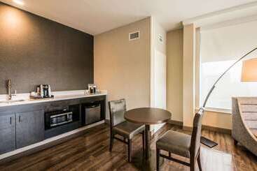 Cambria Hotel Mcallen Convention Center