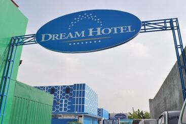 Hotel Dream World Las Pinas