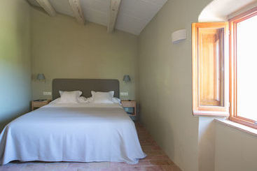 فندق Apartamentos En La Rectoria De Regencós