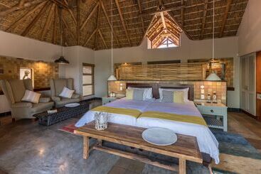 فندق Muluwa Lodge