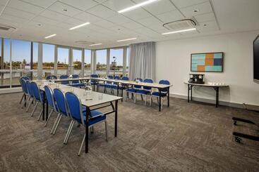 דירה Quest Port Adelaide