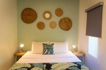 Resort Oasis Yoga Bungalows