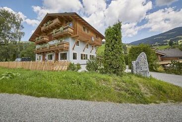 צימר Sportpension Enzian