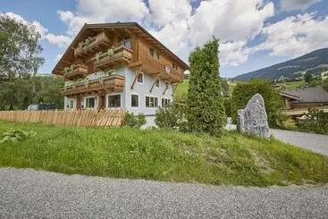 Bed and Breakfast Sportpension Enzian
