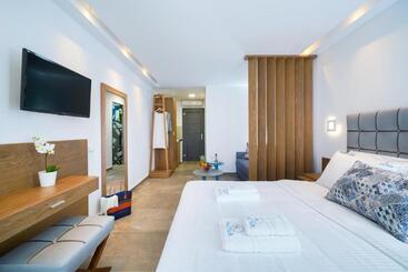 Pensione Studios Nautilus Iii