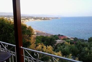 Vakantie-appartementen Sofos Apartments