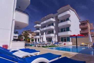 هتل آپارتمان Adora Garden