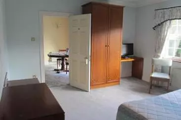 Bed and Breakfast Neidin House