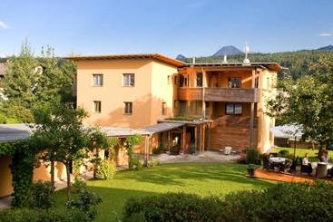 Bed and Breakfast Pension Popotnik