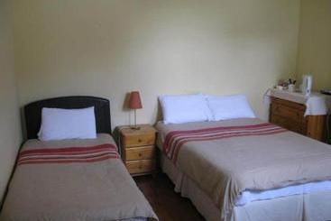 住宿加早餐 Dun Aoibhinn Guest Accommodation