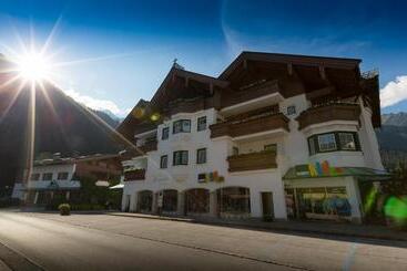 Hotelli Villa Angela